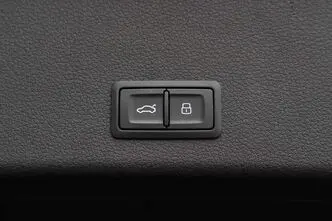 Audi e-tron, 371 kW, elekter, automaat, nelikvedu
