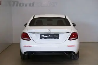 Mercedes-Benz E 200, 2.0, 110 kW, diesel, automatic, rear-wheel drive