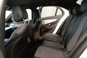 Mercedes-Benz E 200, 2.0, 110 kW, diesel, automatic, rear-wheel drive