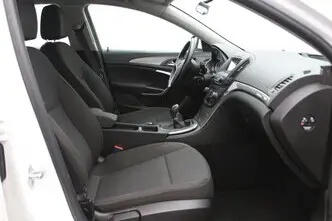 Opel Insignia, 1.6, 100 kW, дизель, механическая, передний привод