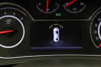 Opel Insignia, 1.6, 100 kW, дизель, механическая, передний привод