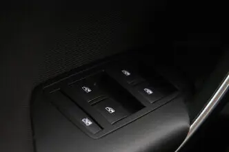 Opel Insignia, 1.6, 100 kW, дизель, механическая, передний привод