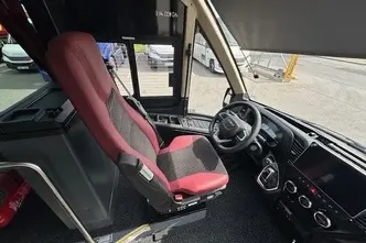 Iveco Daily, 3.0, 152 kW, diisel, automaat, tagavedu