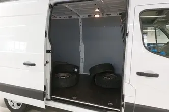 Renault Master, 2.3, 110 kW, дизель, механическая, передний привод