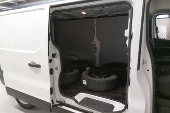 Renault Trafic, 2.0, 110 kW, дизель, автомат, передний привод