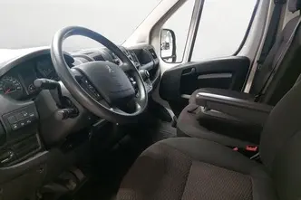 Peugeot Boxer, 2.2, 88 kW, дизель, механическая, передний привод