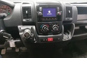 Peugeot Boxer, 2.2, 88 kW, дизель, механическая, передний привод