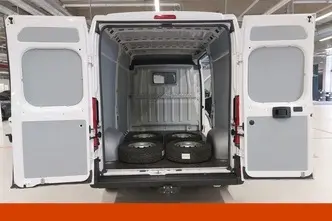 Peugeot Boxer, 2.2, 88 kW, дизель, механическая, передний привод