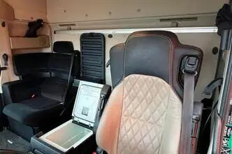 Mercedes-Benz Actros, 390 kW, diisel, automaat