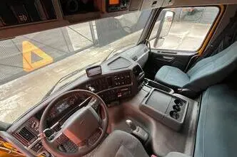 Volvo FM 370 6x2, 278 kW, diisel, automaat