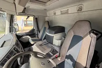 Volvo FE320, 240 kW, diesel, automatic