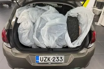 Citroën C4, 1.2, 96 kW, petrol, automatic, front-wheel drive