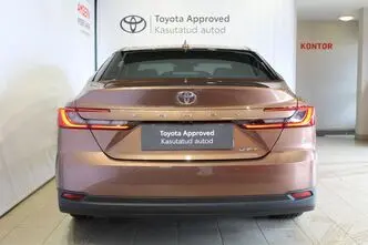 Toyota Camry, 2.5, 137 kW, hybrid, automatic, front-wheel drive