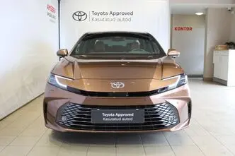 Toyota Camry, 2.5, 137 kW, hybrid, automatic, front-wheel drive