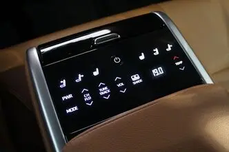 Toyota Camry, 2.5, 137 kW, hybrid, automatic, front-wheel drive