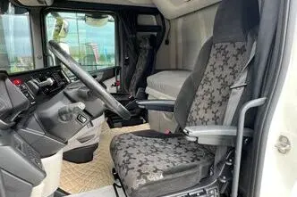Scania S500, 12.7, 368 kW, diesel, automatic, rear-wheel drive
