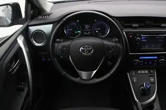 Toyota Auris, 1.8, 73 kW, hybrid, automatic, front-wheel drive