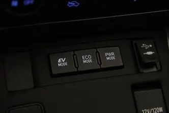 Toyota Auris, 1.8, 73 kW, hybrid, automatic, front-wheel drive