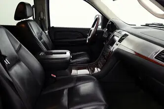 Cadillac Escalade, 6.2, 301 kW, бензин, автомат, полный привод