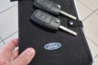 Ford Fiesta, 1.2, 60 kW, бензин, механическая, передний привод
