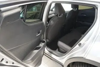 Toyota C-HR, 1.8, 72 kW, гибрид, автомат, передний привод