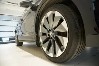 Škoda Enyaq, 70 kW, elekter, automaat, tagavedu