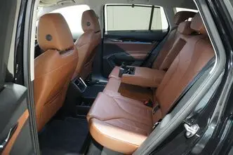 Škoda Enyaq, 70 kW, elekter, automaat, tagavedu