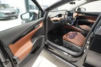 Škoda Enyaq, 70 kW, elekter, automaat, tagavedu