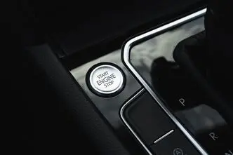 Volkswagen Passat, 2.0, 110 kW, дизель, автомат, передний привод