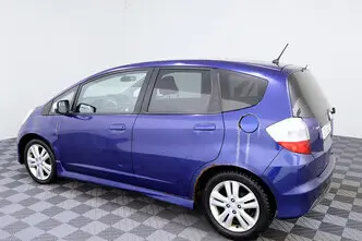 Honda Jazz, 1.3, 73 kW, бензин, механическая, передний привод