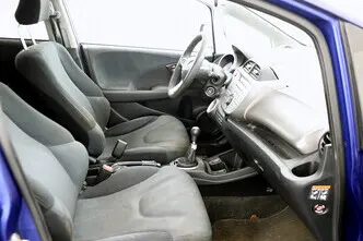 Honda Jazz, 1.3, 73 kW, бензин, механическая, передний привод