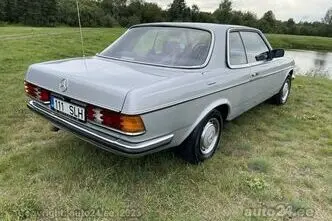 Mercedes-Benz 230, 2.3, 80 kW, бензин, автомат, задний привод