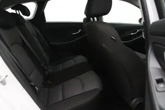 Hyundai i30, 1.6, 85 kW, дизель, механическая, передний привод