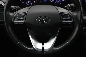 Hyundai i30, 1.6, 85 kW, дизель, механическая, передний привод