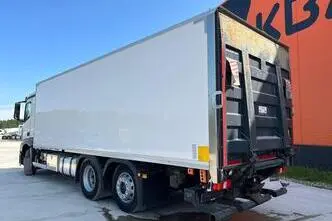 Mercedes-Benz Actros, 330 kW, diisel, automaat