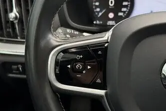 Volvo V60, 2.0, 223 kW, plug-in hybrid, automatic, four-wheel drive