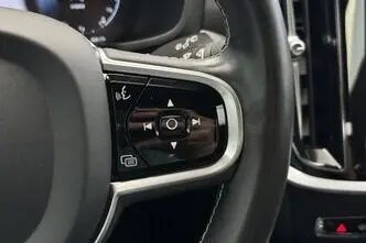 Volvo V60, 2.0, 223 kW, plug-in hybrid, automatic, four-wheel drive