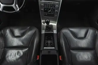 Volvo XC60, 2.4, 118 kW, diesel, manual, four-wheel drive