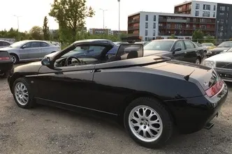 Alfa Romeo Spider, 1.8, 107 kW, бензин, механическая, передний привод