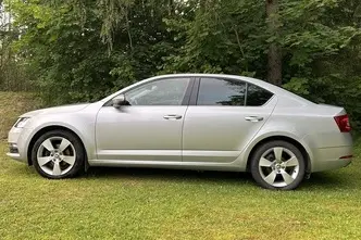 Škoda Octavia, 1.6, 85 kW, diesel, manual, front-wheel drive