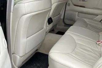 Lexus LS 430, 4.3, 207 kW, petrol, automatic, rear-wheel drive