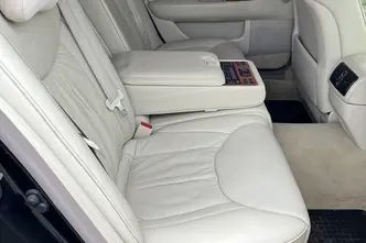 Lexus LS 430, 4.3, 207 kW, petrol, automatic, rear-wheel drive