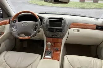 Lexus LS 430, 4.3, 207 kW, petrol, automatic, rear-wheel drive