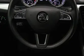 Škoda Superb, 1.6, 88 kW, diesel, automatic, front-wheel drive