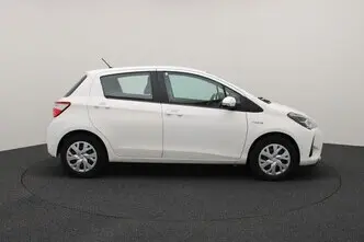Toyota Yaris, 1.5, 54 kW, hybrid, automatic, front-wheel drive
