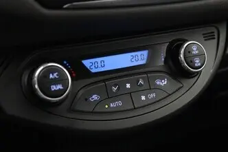 Toyota Yaris, 1.5, 54 kW, hybrid, automatic, front-wheel drive