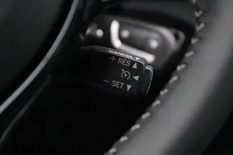 Toyota Yaris, 1.5, 54 kW, hybrid, automatic, front-wheel drive
