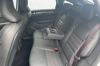 Renault Arkana, 1.6, 105 kW, гибрид, автомат, передний привод