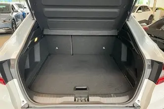 Renault Arkana, 1.6, 105 kW, гибрид, автомат, передний привод