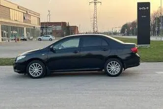 Toyota Corolla, 1.4, 71 kW, бензин, механическая, передний привод